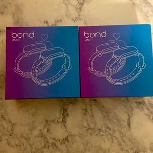 Pair of bond touch bracelets
